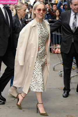 Emilia Clarke [ emilia-clarke ] - Sneak peak of the large video  come play