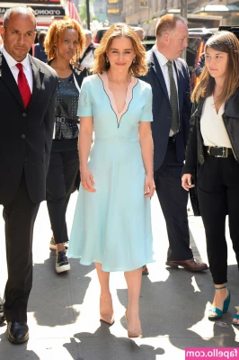 Emilia Clarke [ emilia-clarke ] - Welcome to my world @praewasian
