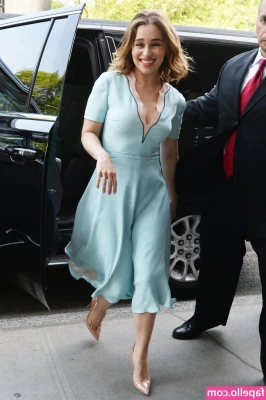 Emilia Clarke [ emilia-clarke ] - I want someone to come suck on my nipples