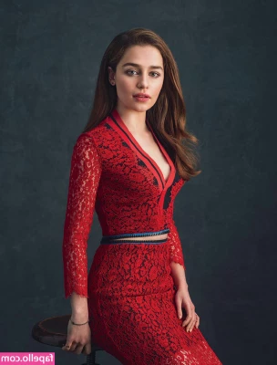 Emilia Clarke [ emilia-clarke ] - Soles recap 2020