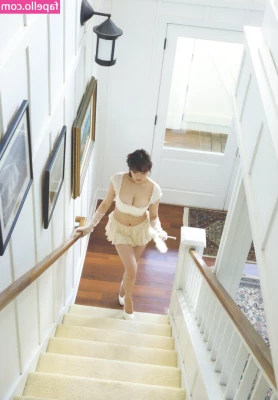 Ai Shinozaki [ ai-shinozaki ] - ela adora me manda esses videos quando estou viajando