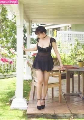 Ai Shinozaki [ ai-shinozaki ] - I swear this mirror does miracles