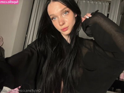 alice_mul [ alice-mul ] - Love being worshipped