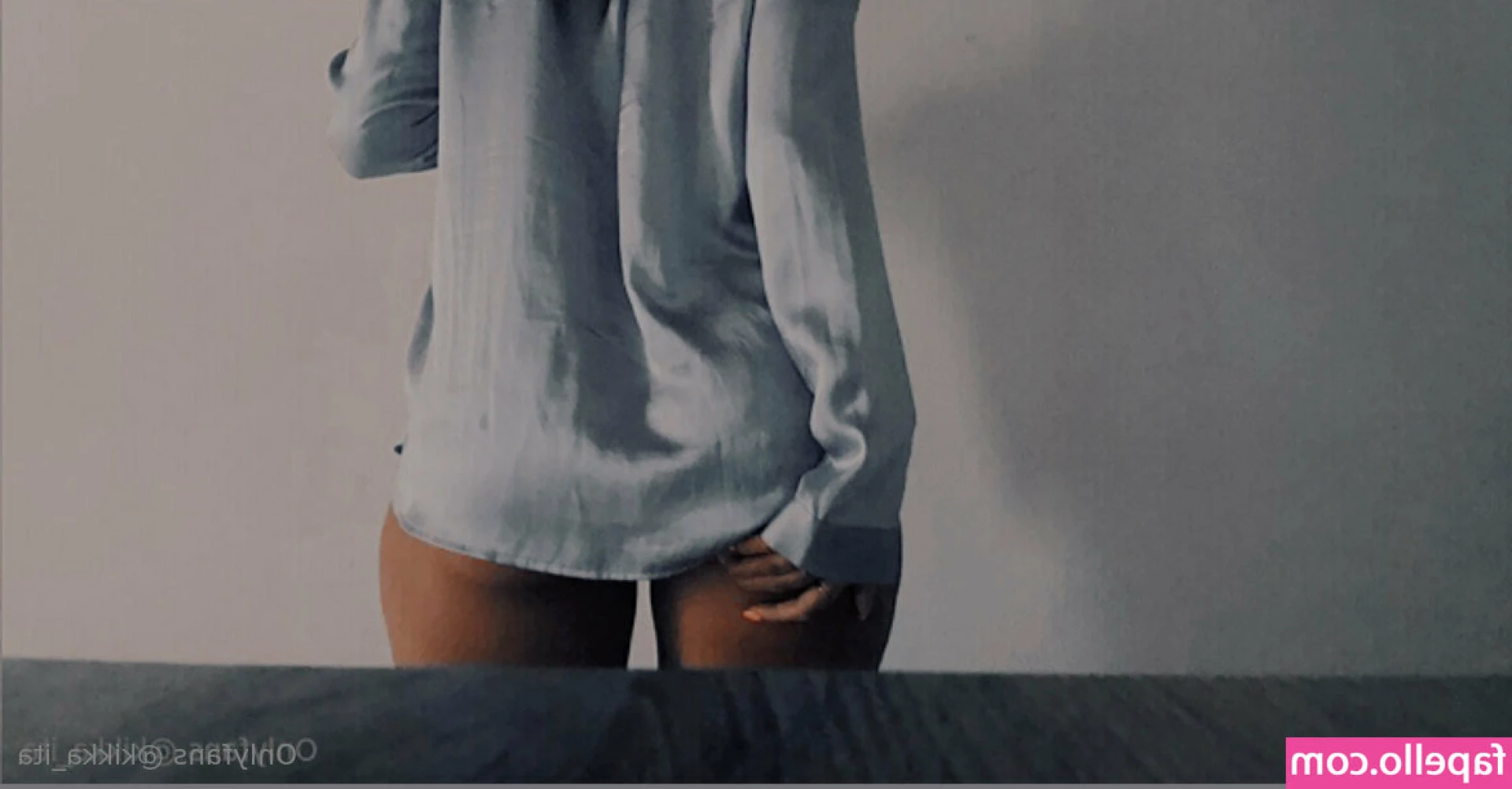 kiara_ita [ kiara-ita ] - Playing with my self in a little black dress 😉