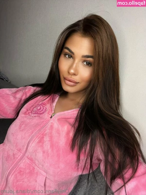 diana.journ [ diana-journ ] - baaby_boo      baaby_boo     FREE SUSCRIPTION    perfect housewife 