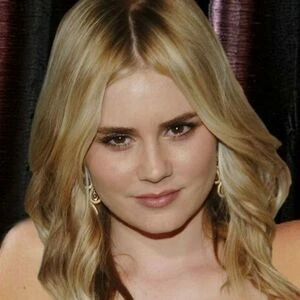 Alison Lohman