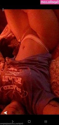lovelyladymaee - Que caiga el agua porque ya caíste tú  Y si aún no lo haces mira