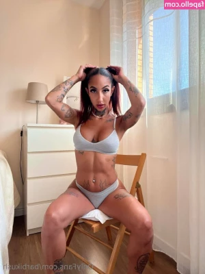 barbikush - Such a FATTTT pussy