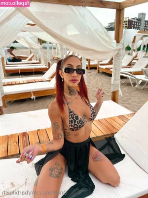 barbikush - VIP members get nudes in their DMs daily  Stop missing out on the fun