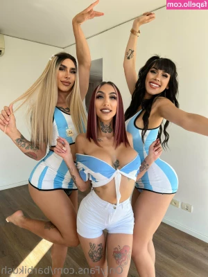 barbikush - anyone in the mood for a slice of cake?🍰
