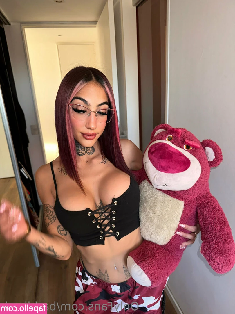 barbikush - I m so freaking horny tonight