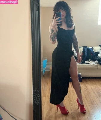 Natasha Aughey [ natasha-aughey ] - Follow me on twitch! https://m.twitch.tv/dbzgoth