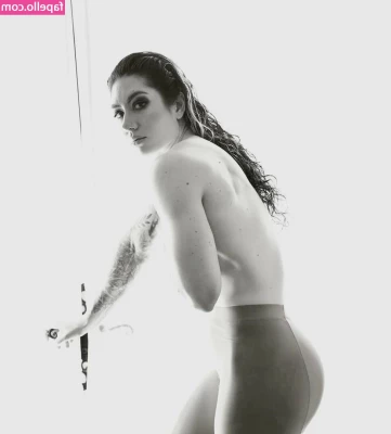 Natasha Aughey [ natasha-aughey ] - Just a little wet