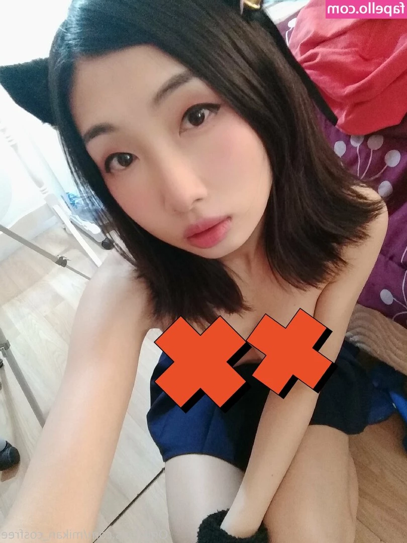 mikan_cosfree [ mikan-cosfree ] - Tip me if u love me and my fat pussy