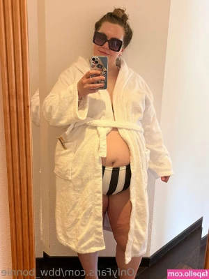 bbw_bonnie [ bbw-bonnie ] - I hope everybody has a wonderful end of spooktober. As promised and