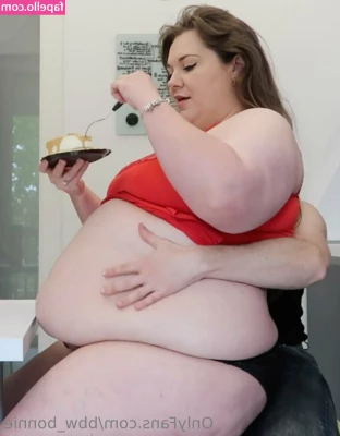 bbw_bonnie [ bbw-bonnie ] - Valentine s day can be for self-love too right