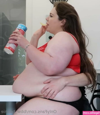 bbw_bonnie [ bbw-bonnie ] - It's getting heavy, might need someone to carry them for me with