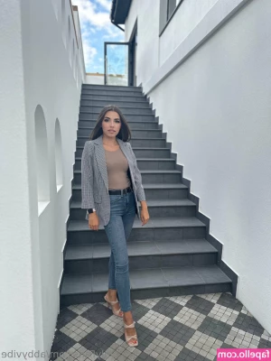 abbyvibe - Hiking babe
