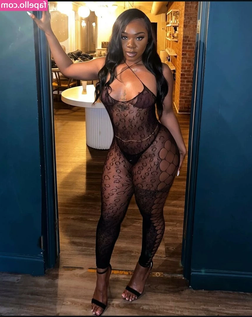 Nanaxo_01 [ nanaxo-01 ] - A perfect playmate 😈💕