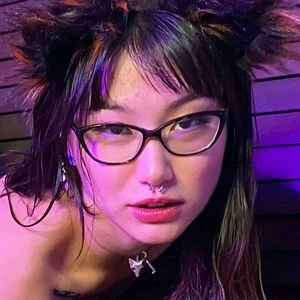 yurifoxgirlfree
