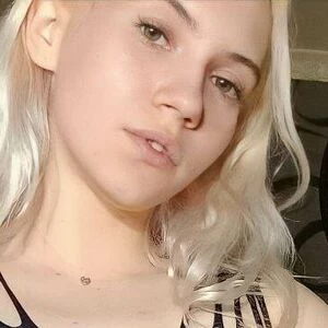 aili-minami