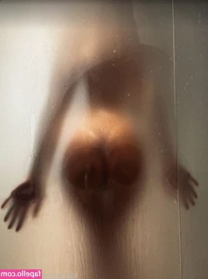 Krissone - I can t hold back the desire  I play alone