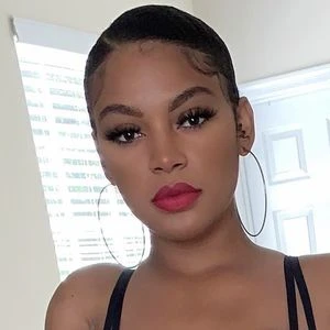 Neslyn Yauco