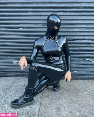 pixilust666 - 🖤😘😋 naked selfies bts pvc shoot 🖤📸