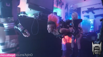 soe_xxx [ soe-xxx ] - Would you undo my poppers and lick me out