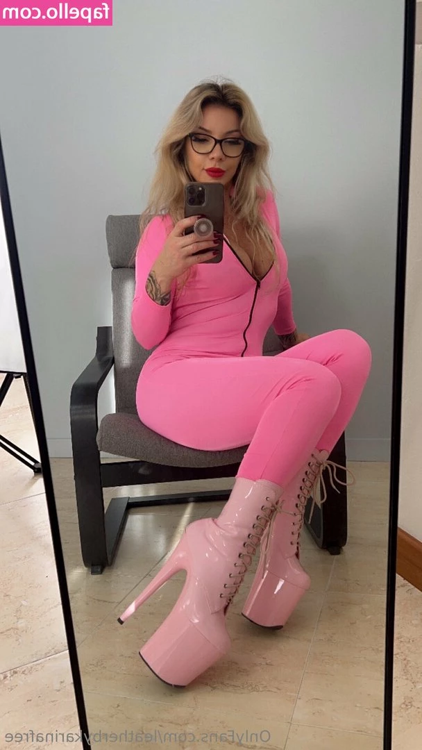 leatherbykarinafree - Dios me viene delicioso