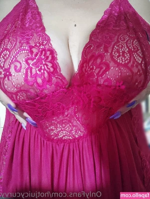 hotjuicycurvy - My OF has been so buggy I haven’t been able to upload or reply to