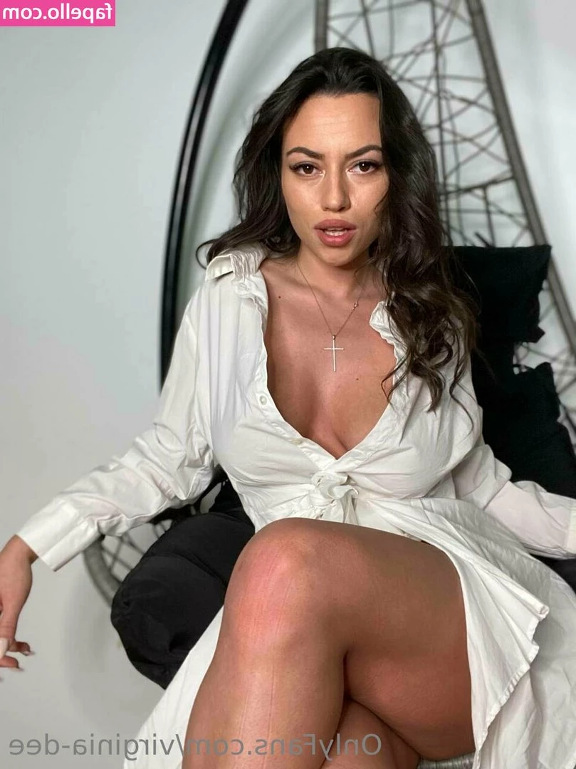 virginia-dee - I just came from the gym  are you on the mood for chatting and maybe