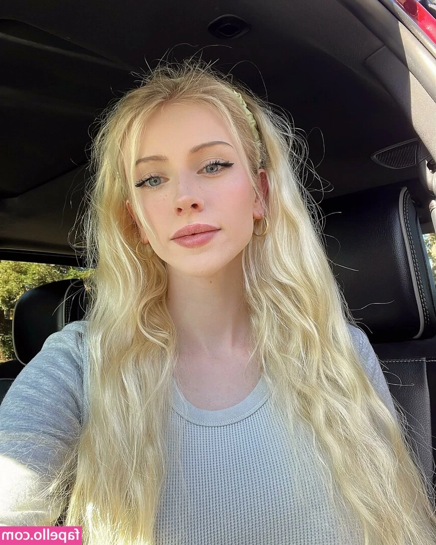 lillybloomes - Wat you think before   Thinking bout getting nipples pierced again 