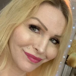 bustylilmegan