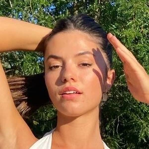 Alexa Loren