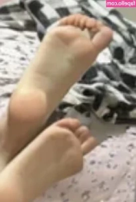 maddie.cutiee [ maddie-cutiee ] - Skin tight 😈💦