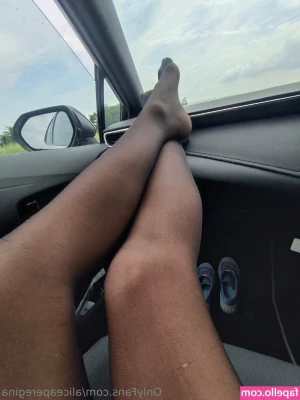 aliceaperegina - Thinking of  realvampiregf today  She s so fucking hot and cool 