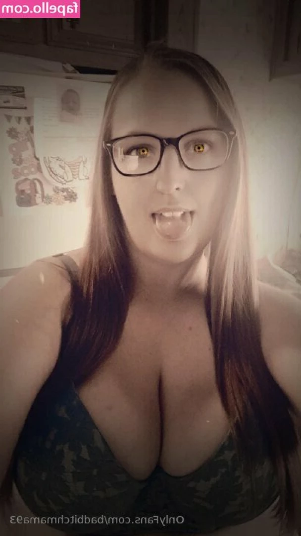 badbitchmama93 - What do you think about my outfit  I feel like it s missing something