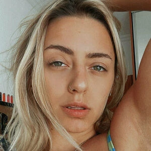 housewifeonthehub
