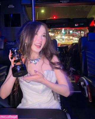 Tinakitten - Wish me luck I'm gonna try to seduce my boss 🤤... think it's gonna