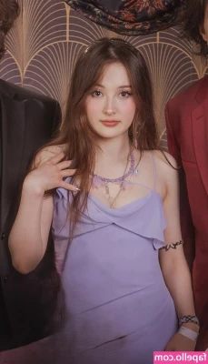 Tinakitten - Throwing it back x