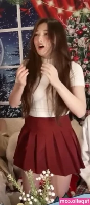 Tinakitten - Where are my stocking fans at?