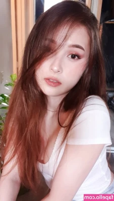 Tinakitten - Hey guys let s have some fun on my fetish footsie page and guess what