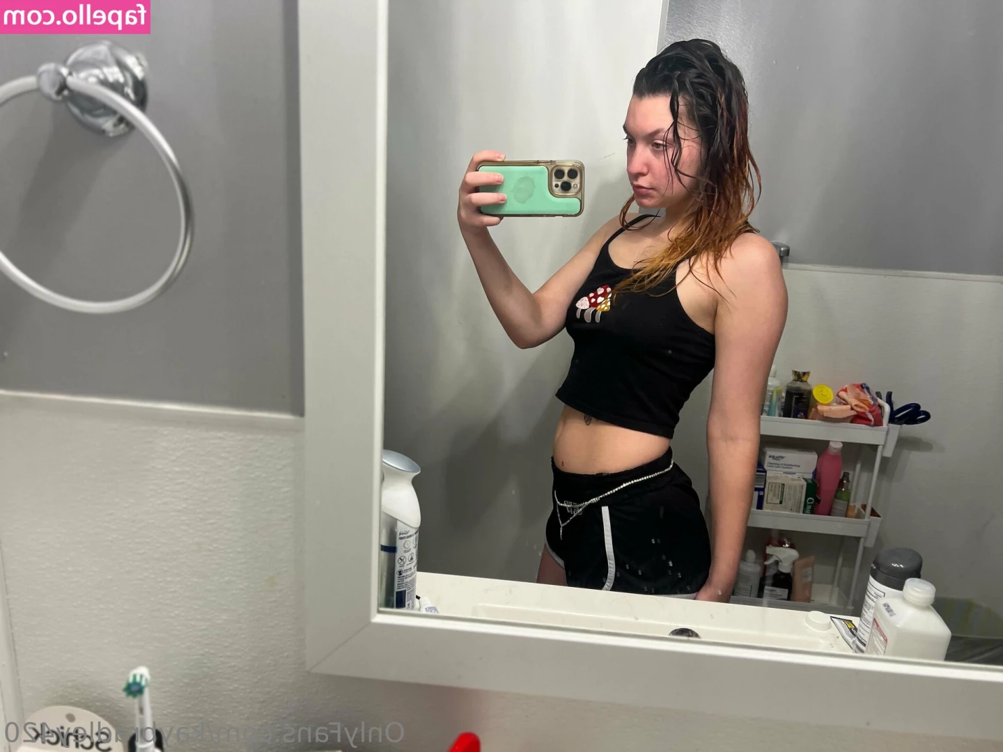 kaybradley420 - I love the way she plays with me 💕💕