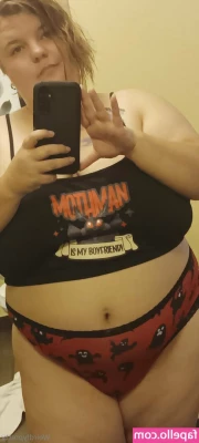 weirdlypretty666 - let me sit on it ;)