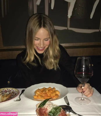Halston Sage [ halston-sage ] - thicc thighs save lives