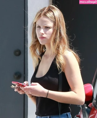 Halston Sage [ halston-sage ] - Is it a suitable outfit for an intensive training or is it better to