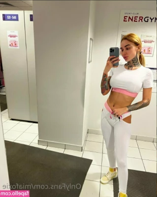 mia_foxybae [ mia-foxybae ] - SELFIES 2  So of course I had to start taking some clothes off  And