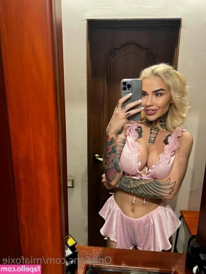 mia_foxybae [ mia-foxybae ] - Shes having a  little  drink tonight   drink makes me dirty thats