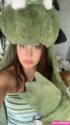 lolaharttx - Little bit of everything  don t you just want to taste all of it